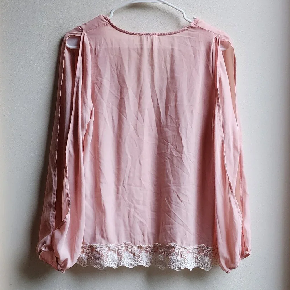 Tobi Pink Open Sleeve Lace Blouse Size Medium